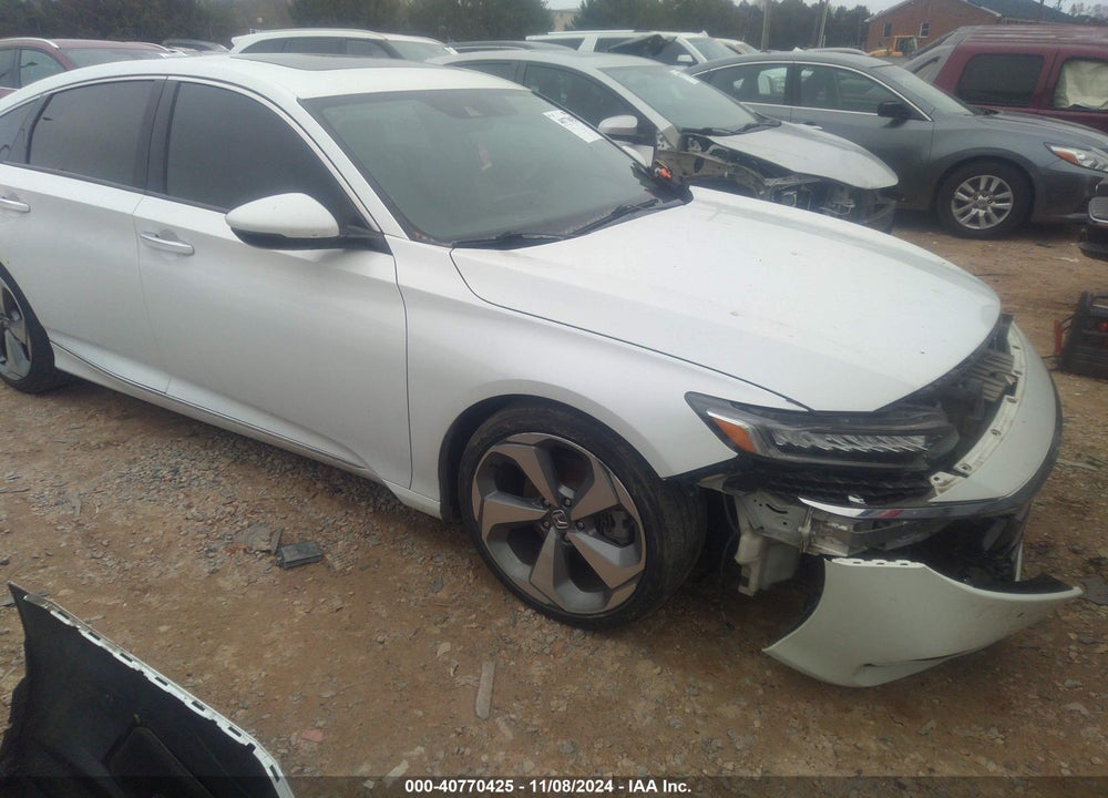 2018 HONDA ACCORD TOURING 2.0T VIN: 1HGCV2F92JA003561