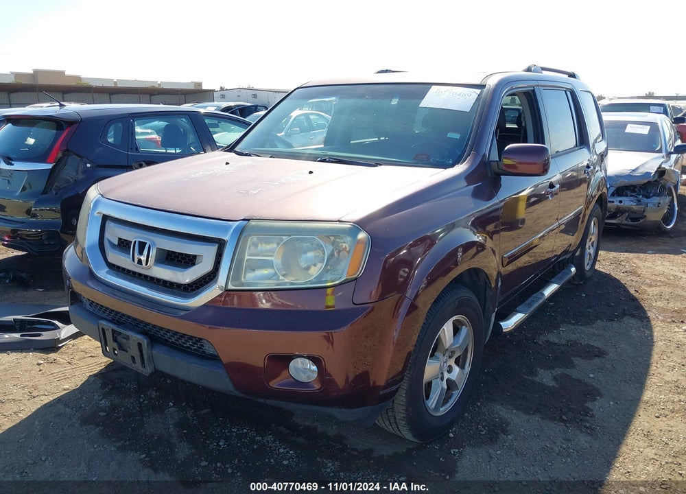 2011 HONDA PILOT EX-L VIN: 5FNYF3H55BB047631