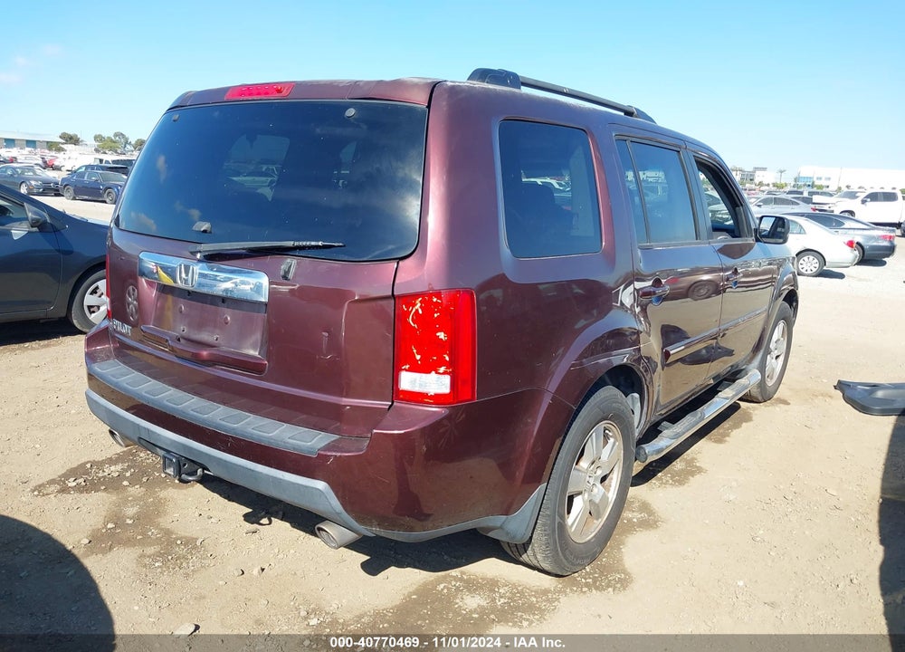 2011 HONDA PILOT EX-L VIN: 5FNYF3H55BB047631