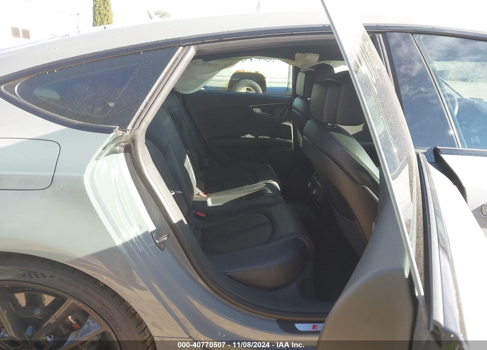 2018 AUDI RS7 VIN: WUAWRBFC5JN900221