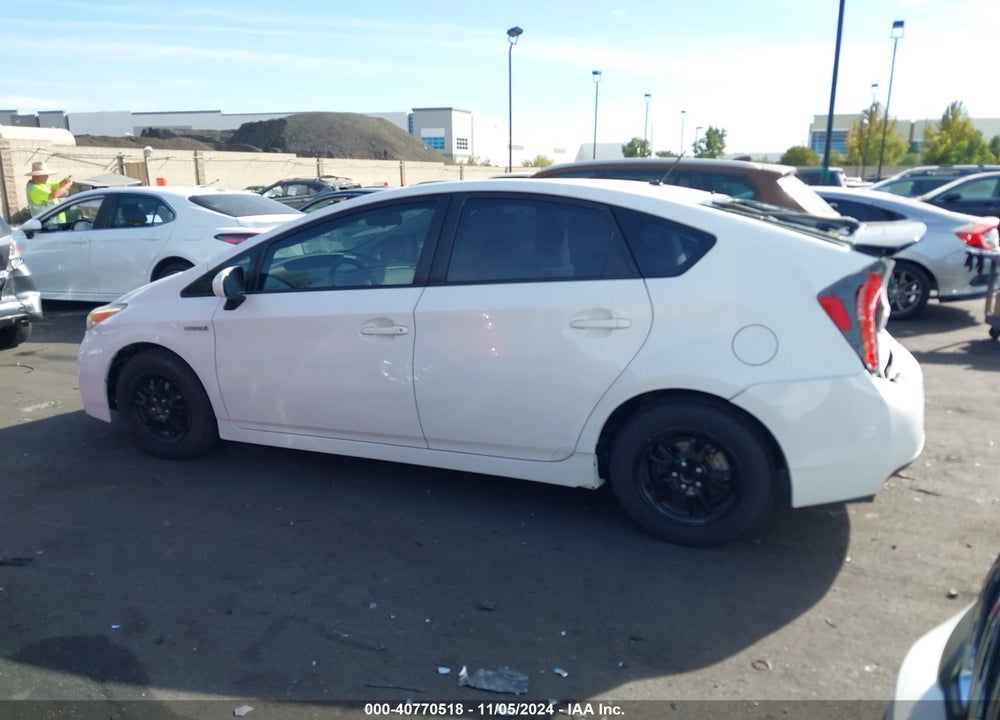 2015 TOYOTA PRIUS TWO VIN: JTDKN3DU8F1921023