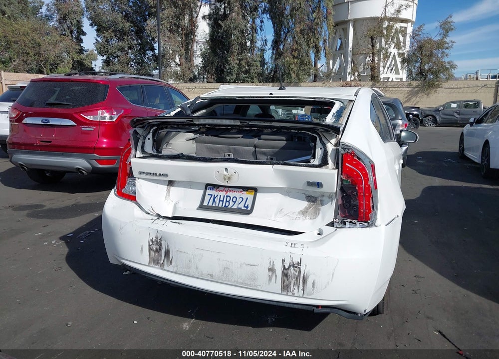 2015 TOYOTA PRIUS TWO VIN: JTDKN3DU8F1921023