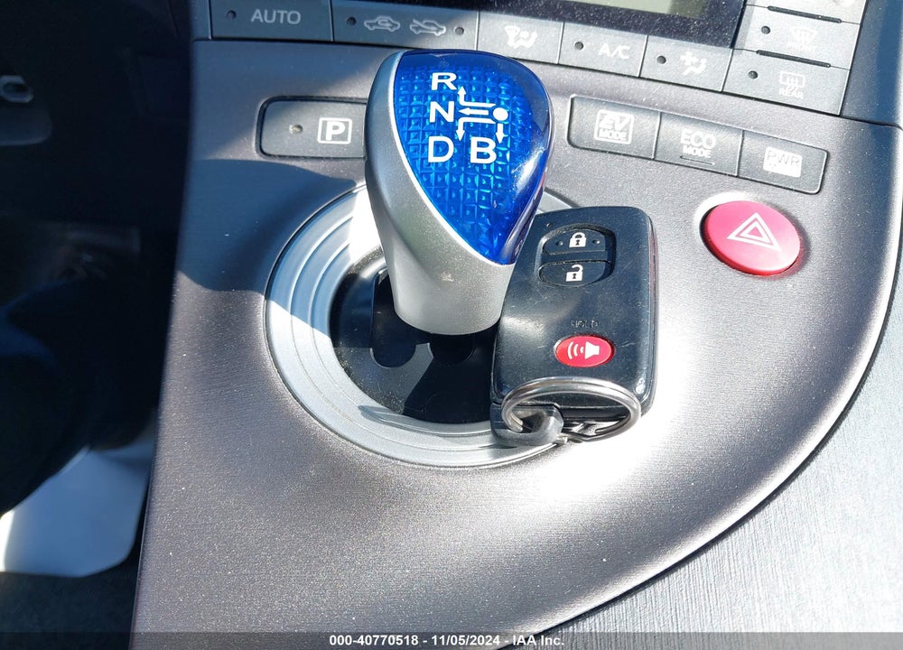 2015 TOYOTA PRIUS TWO VIN: JTDKN3DU8F1921023