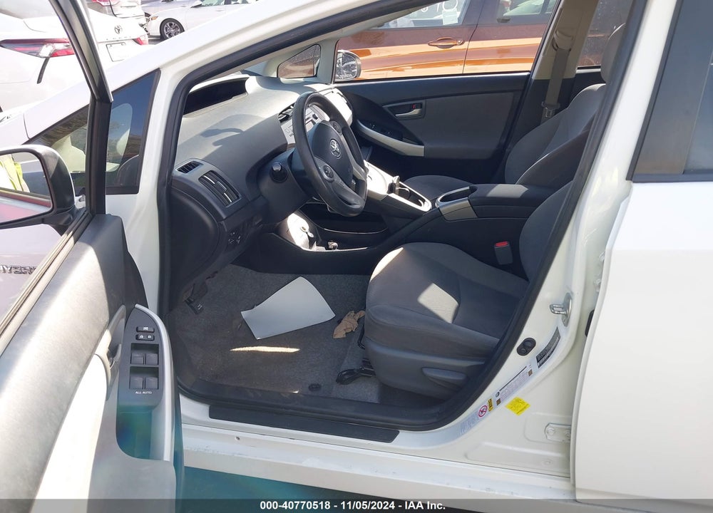 2015 TOYOTA PRIUS TWO VIN: JTDKN3DU8F1921023
