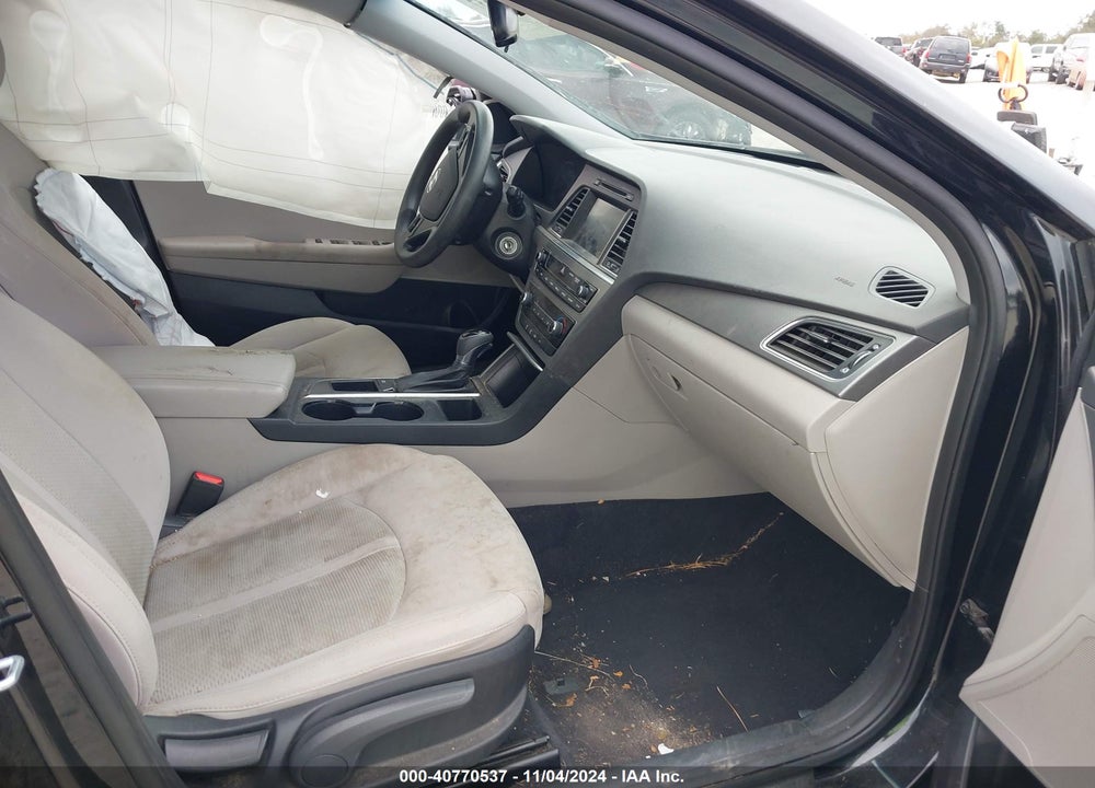 2016 HYUNDAI SONATA SE VIN: 5NPE24AF4GH358192