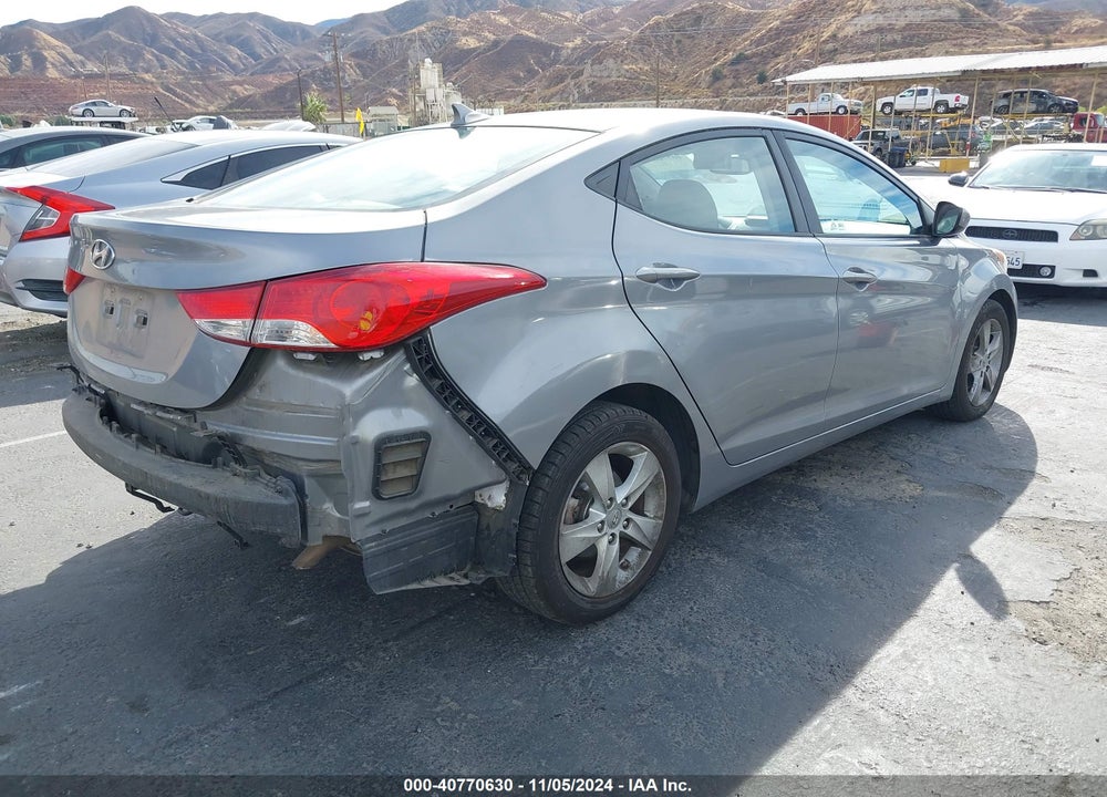 2013 HYUNDAI ELANTRA GLS VIN: KMHDH4AE0DU800738