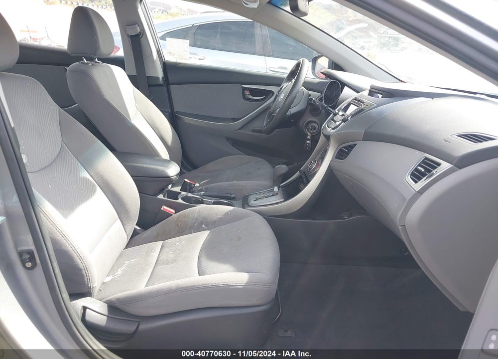 2013 HYUNDAI ELANTRA GLS VIN: KMHDH4AE0DU800738