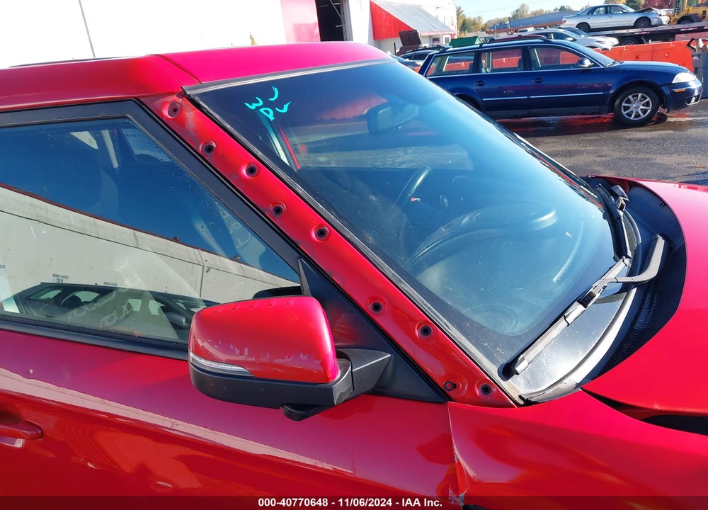 2012 KIA SOUL VIN: KNDJT2A61C7410019