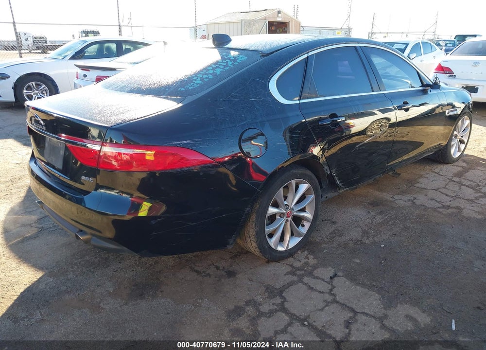 2019 JAGUAR XF 25T PREMIUM VIN: SAJBD4FX9KCY79316
