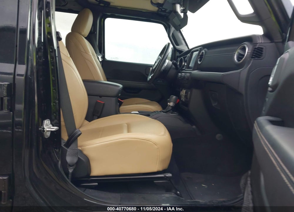 2018 ANGLER JEEP WR UNLIMITED SAHARA 4X4 VIN: 1C4HJXEG6JW110936