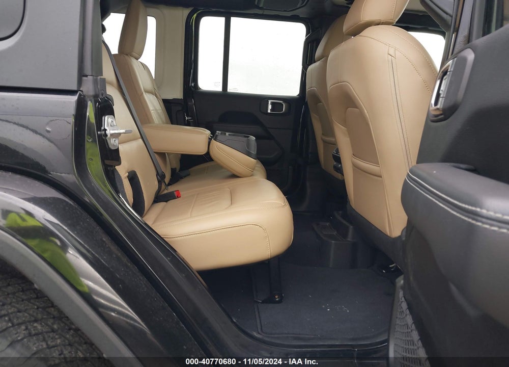 2018 ANGLER JEEP WR UNLIMITED SAHARA 4X4 VIN: 1C4HJXEG6JW110936