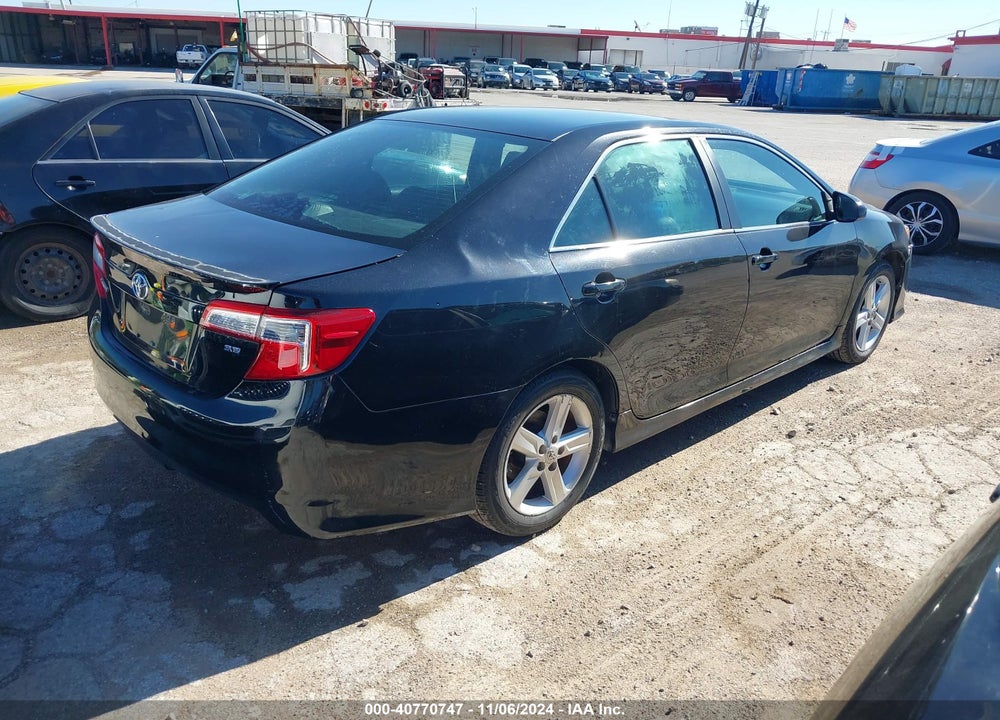 2014 TOYOTA CAMRY SE VIN: 4T1BF1FK8EU727243