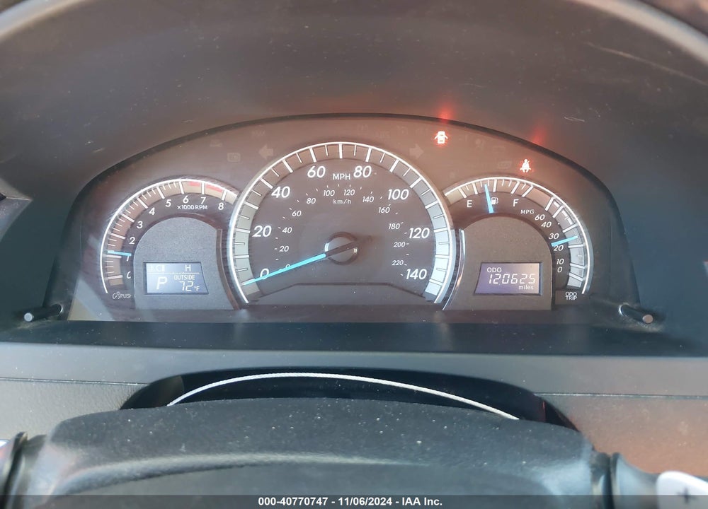 2014 TOYOTA CAMRY SE VIN: 4T1BF1FK8EU727243