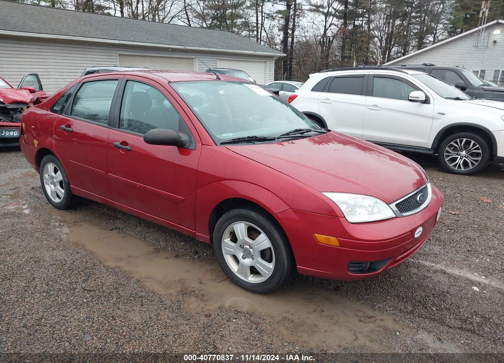2005 FORD FOCUS ZX4 VIN: 1FAFP34N05W271843