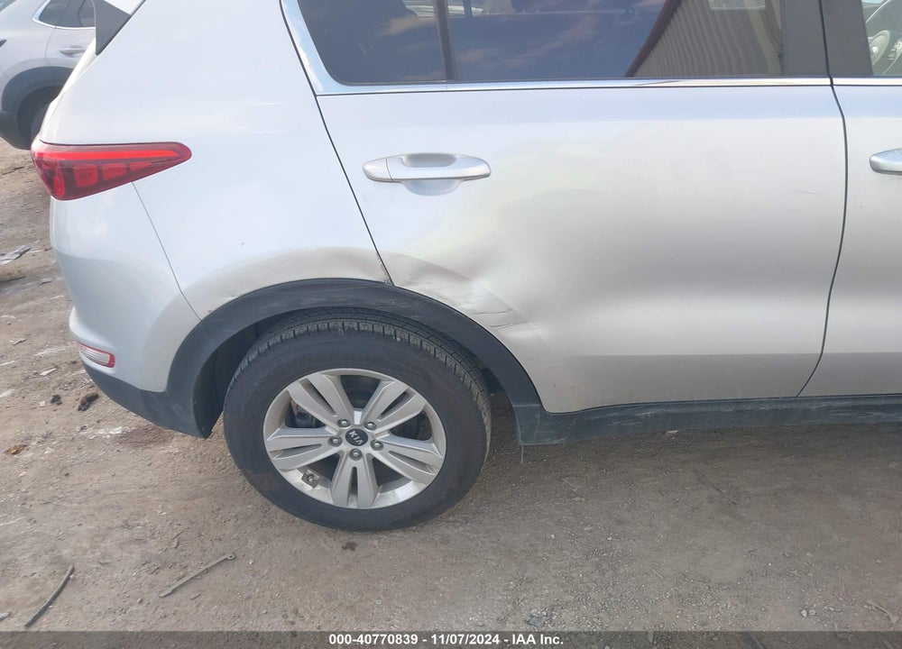 2019 KIA SPORTAGE LX VIN: KNDPM3AC6K7508643