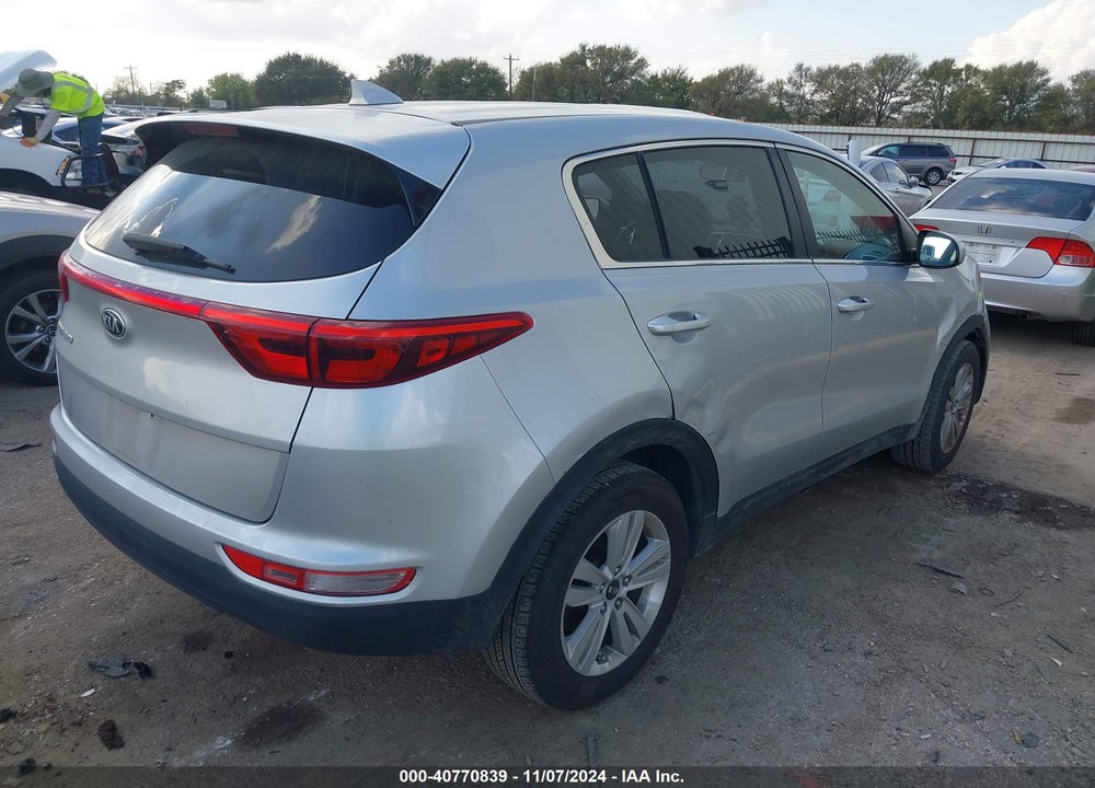 2019 KIA SPORTAGE LX VIN: KNDPM3AC6K7508643