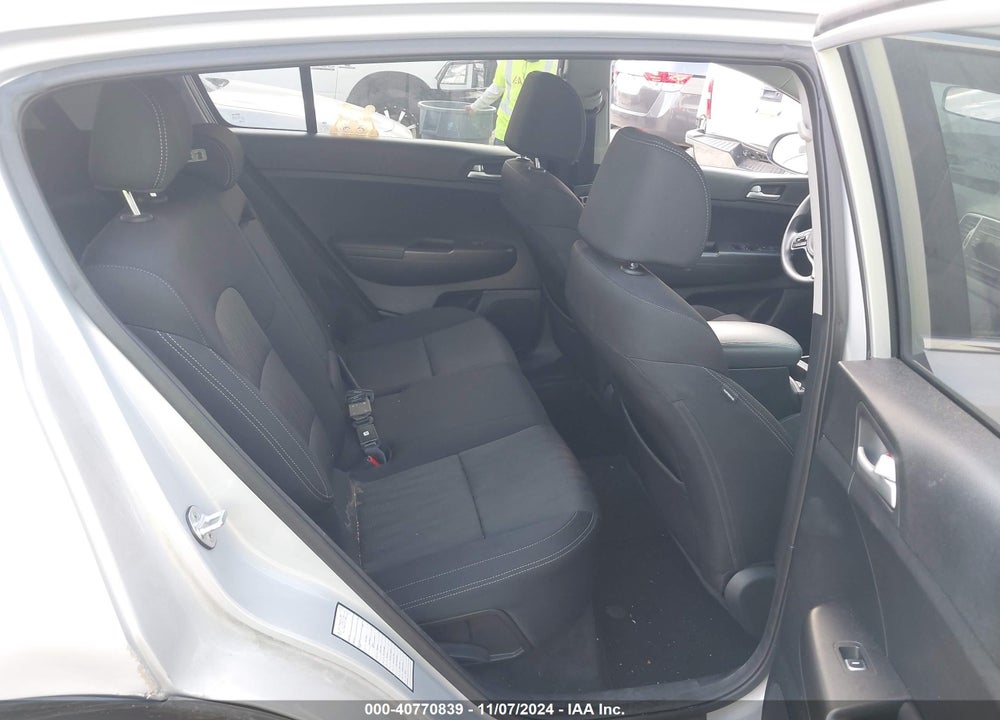 2019 KIA SPORTAGE LX VIN: KNDPM3AC6K7508643