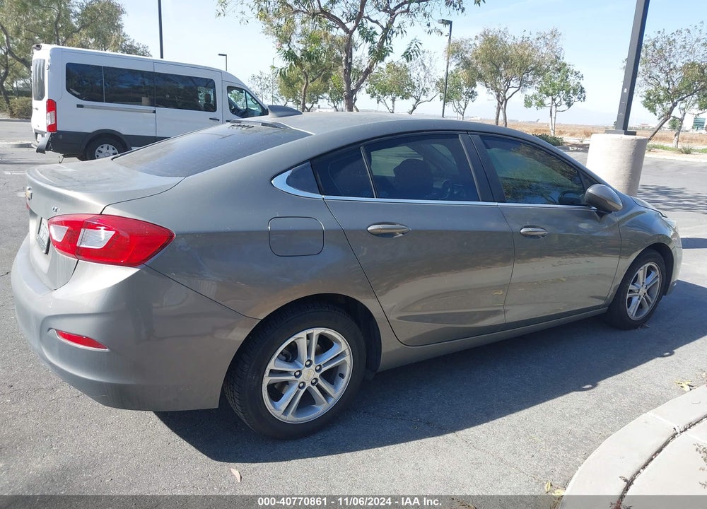 2018 CHEVROLET CRUZE LT AUTO VIN: 1G1BE5SM3J7241852