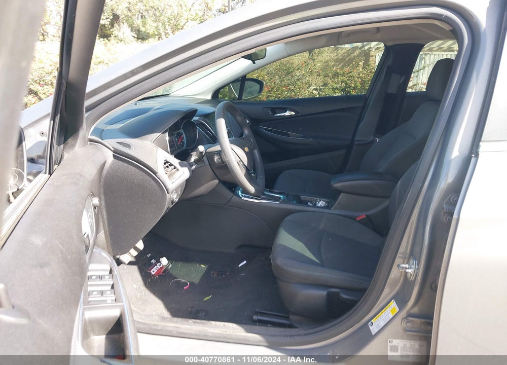 2018 CHEVROLET CRUZE LT AUTO VIN: 1G1BE5SM3J7241852
