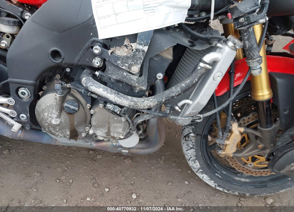 2005 KAWASAKI NINJA ZX 10R VIN: JKAZXCC165A026493