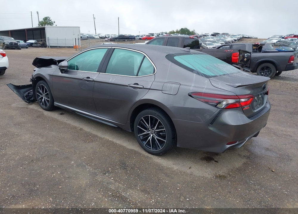 2021 TOYOTA CAMRY SE VIN: 4T1T11AK2MU567756