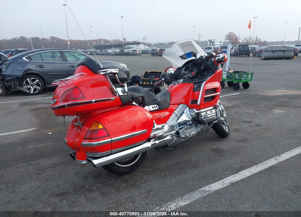 2004 HONDA GL1800 VIN: 1HFSC47004A300463