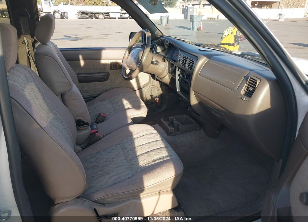 1999 TOYOTA TACOMA VIN: 4TAVL52N6XZ498225
