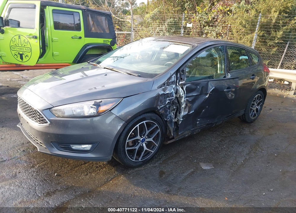 2017 FORD FOCUS SEL VIN: 1FADP3M29HL330603