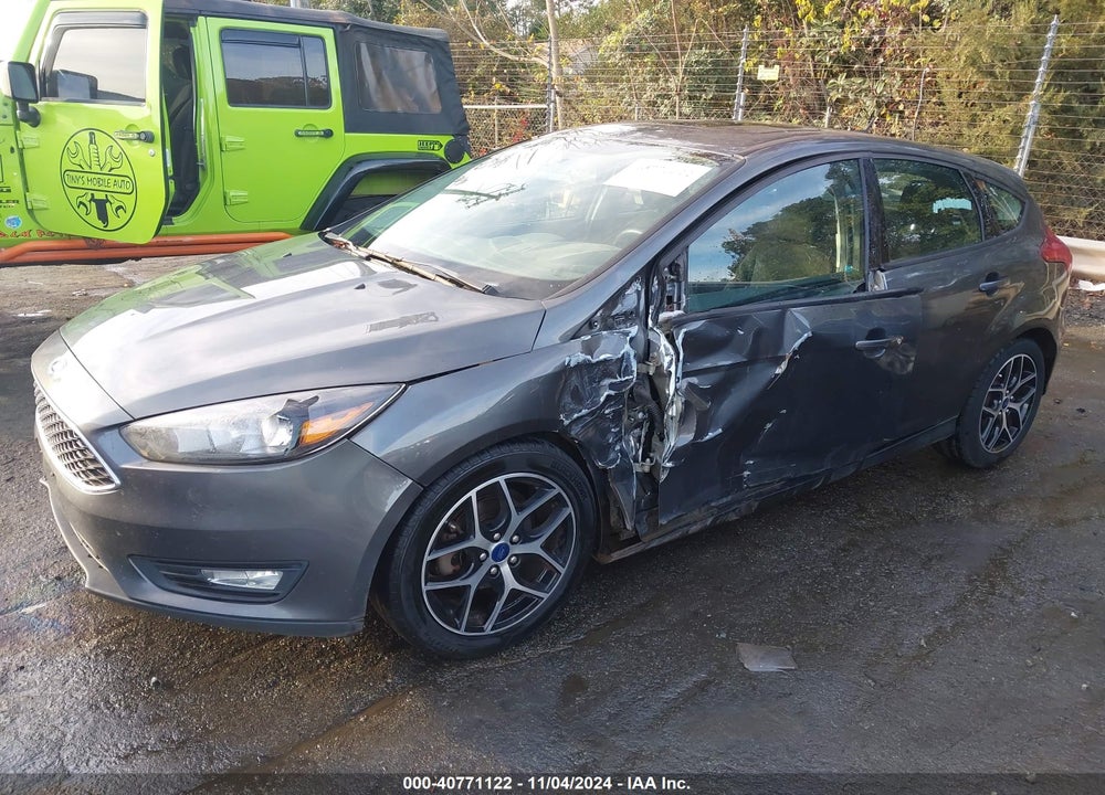 2017 FORD FOCUS SEL VIN: 1FADP3M29HL330603