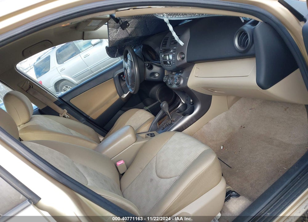 2009 TOYOTA RAV4 VIN: JTMBF33V395007704