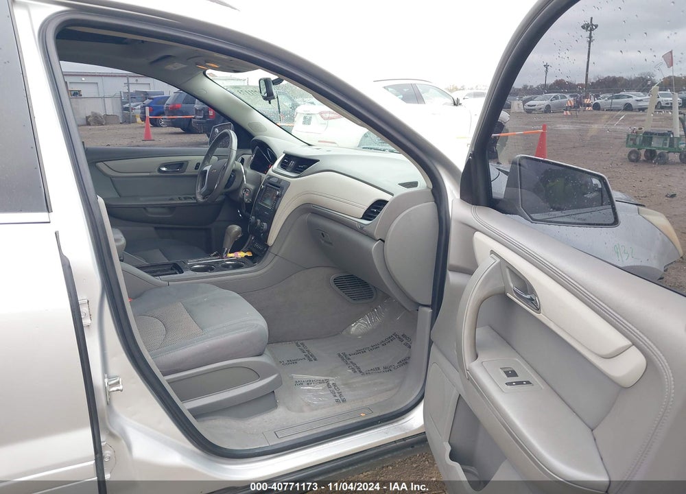 2014 CHEVROLET TRAVERSE VIN: 1GNKVGKD2EJ360625