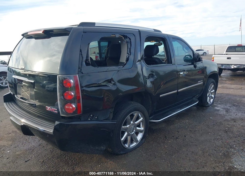 2012 GMC YUKON DENALI VIN: 1GKS2EEF6CR185589