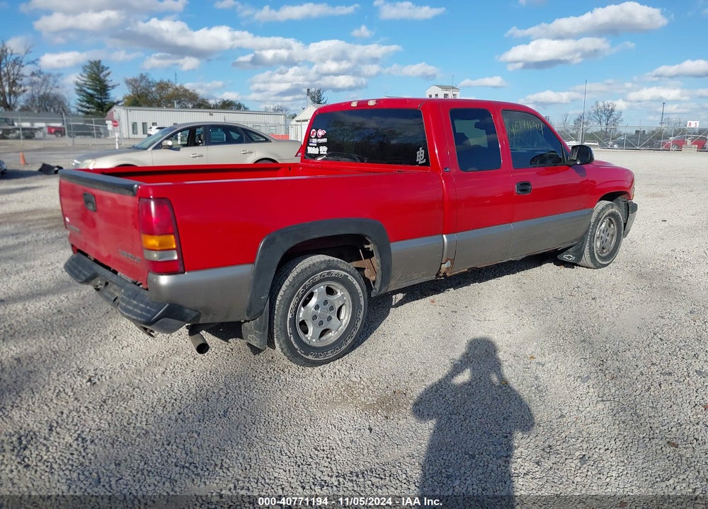 2002 CHEVROLET SILVERADO 1500 LS VIN: 2GCEC19V421109103
