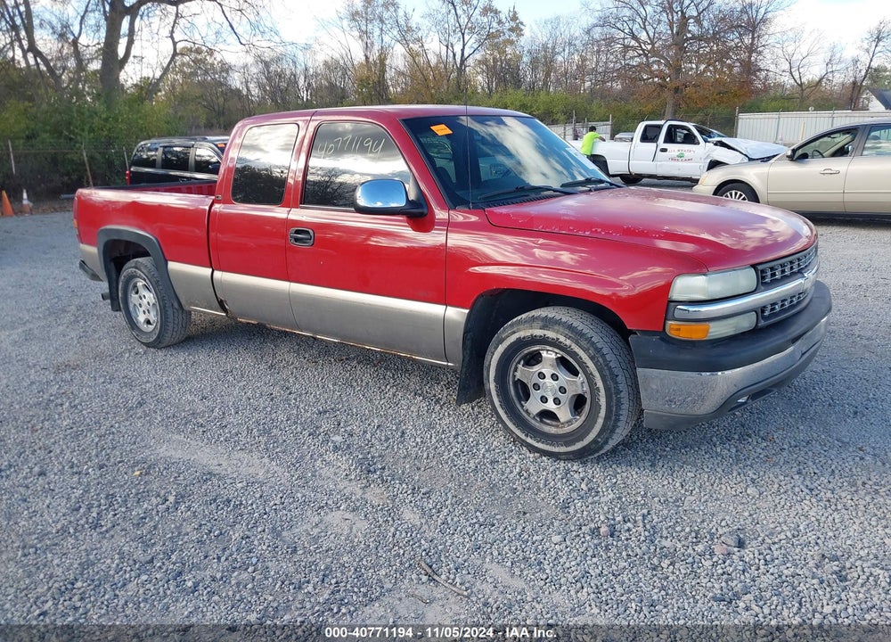 2002 CHEVROLET SILVERADO 1500 LS VIN: 2GCEC19V421109103