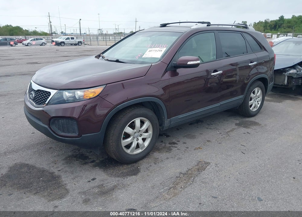 2013 KIA SORENTO LX V6 VIN: 5XYKT4A29DG309876