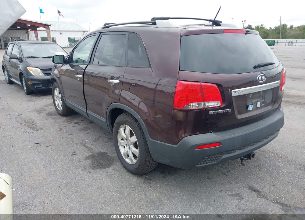 2013 KIA SORENTO LX V6 VIN: 5XYKT4A29DG309876