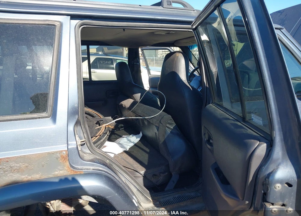 2001 JEEP CHEROKEE SPORT VIN: 1J4FF48S21L556794