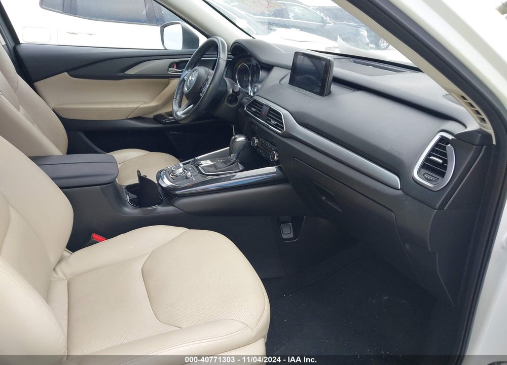 2018 MAZDA CX-9 TOURING VIN: JM3TCACY7J0227917