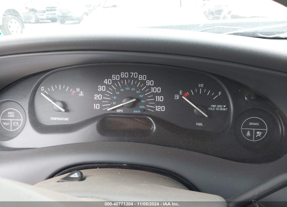 2002 BUICK CENTURY CUSTOM VIN: 2G4WS52J721245761