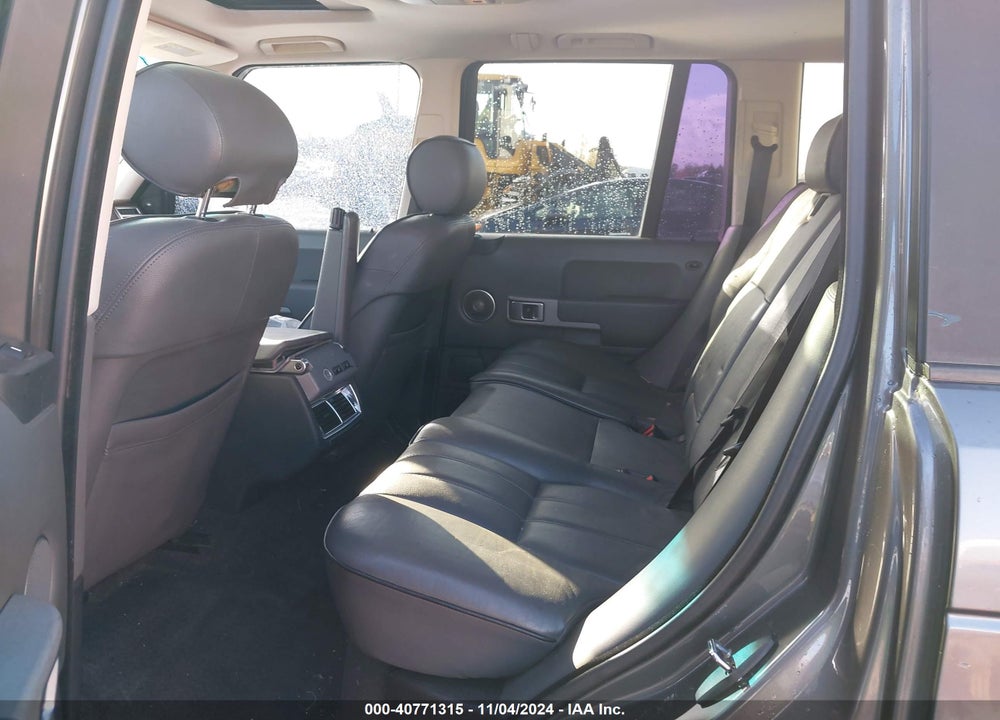 2005 LAND ROVER RANGE ROVER HSE VIN: SALME11425A189822