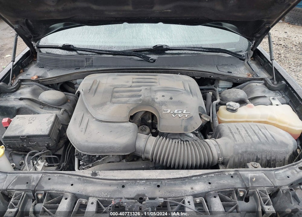 2014 CHRYSLER 300 300S VIN: 2C3CCABG1EH355349