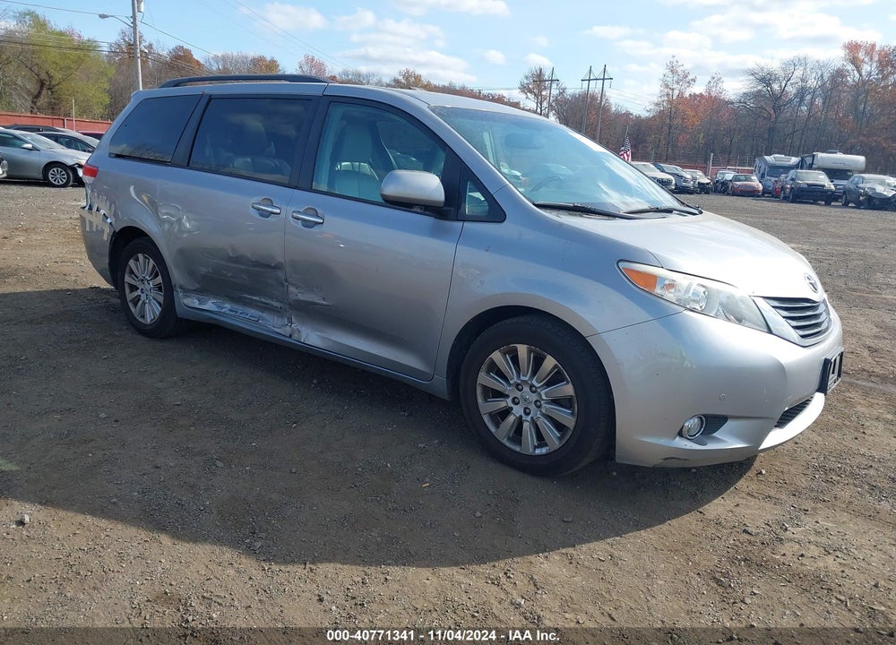 2011 TOYOTA SIENNA LIMITED VIN: 5TDDK3DC1BS018251