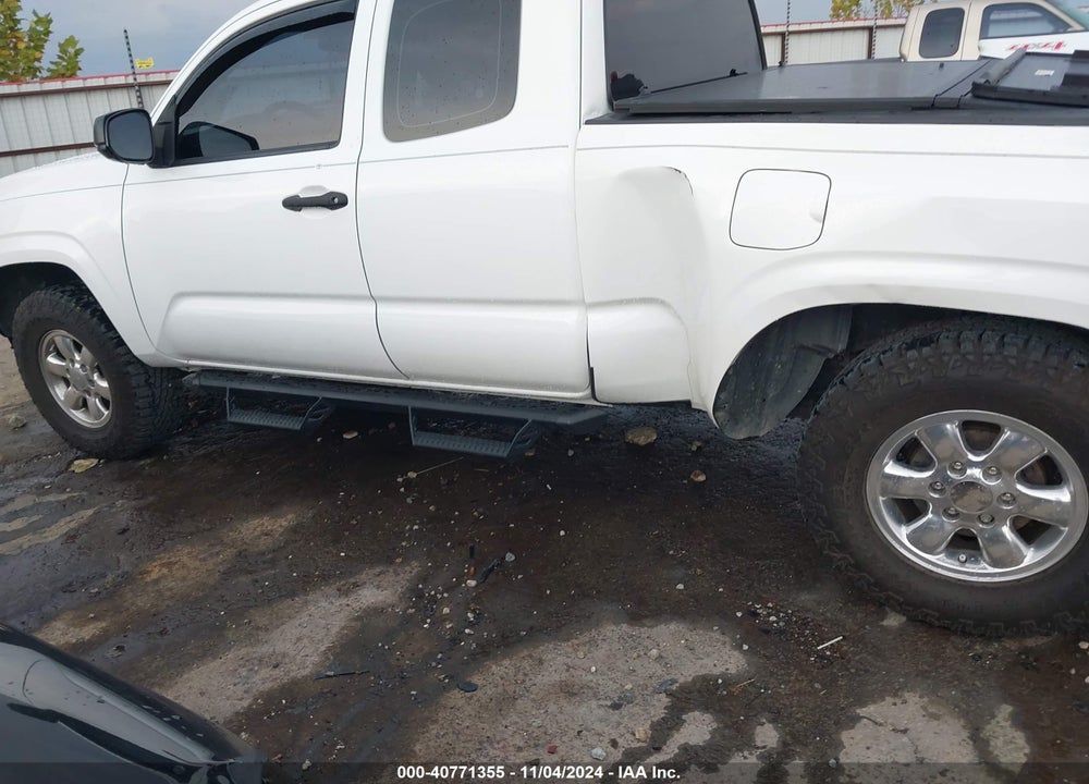2017 TOYOTA TACOMA SR VIN: 5TFRX5GN8HX092379