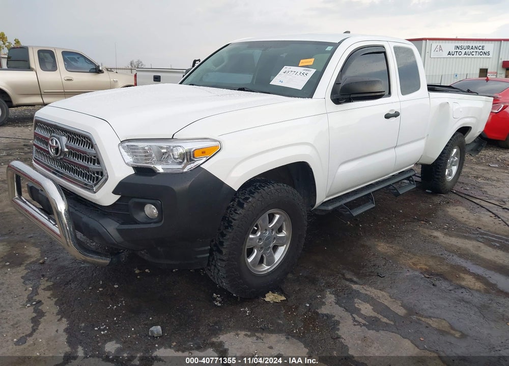 2017 TOYOTA TACOMA SR VIN: 5TFRX5GN8HX092379