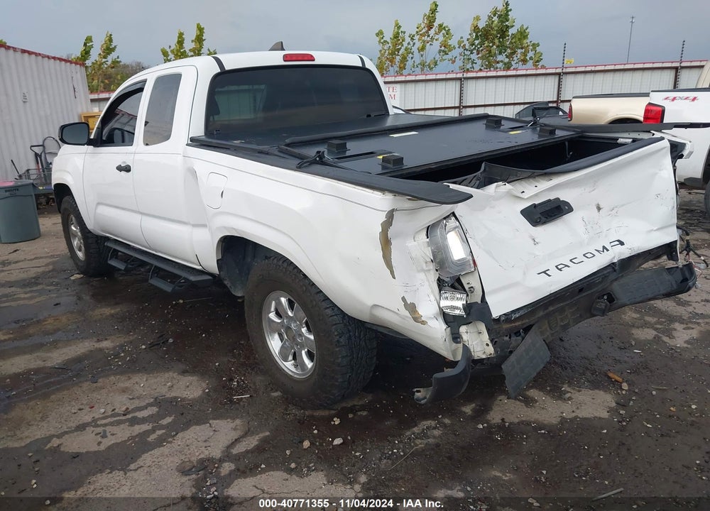 2017 TOYOTA TACOMA SR VIN: 5TFRX5GN8HX092379