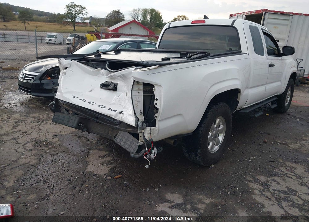 2017 TOYOTA TACOMA SR VIN: 5TFRX5GN8HX092379