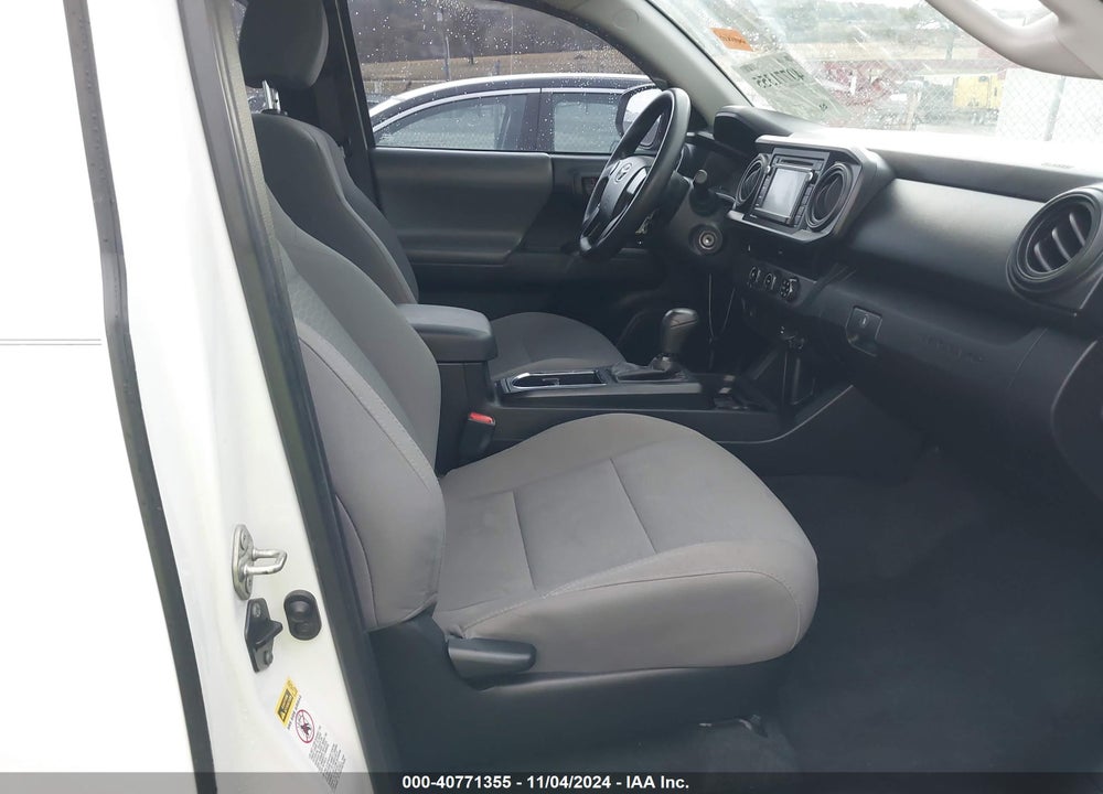 2017 TOYOTA TACOMA SR VIN: 5TFRX5GN8HX092379