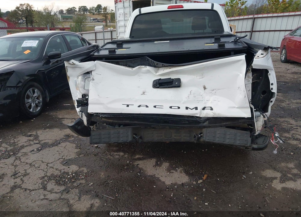 2017 TOYOTA TACOMA SR VIN: 5TFRX5GN8HX092379