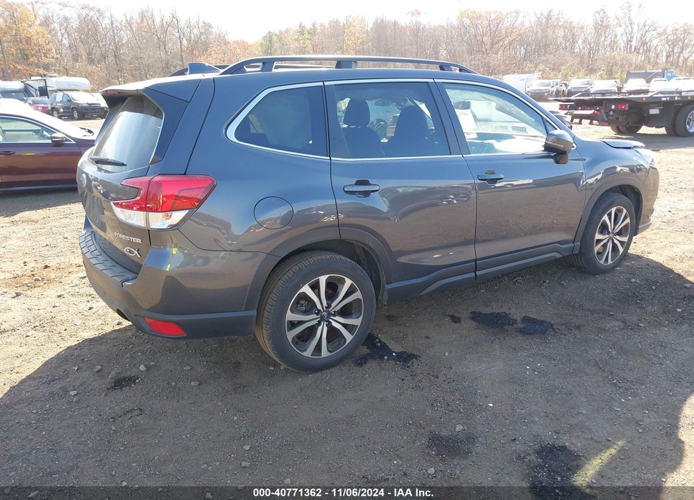 2022 SUBARU FORESTER VIN: JF2SKAPC8NH493865