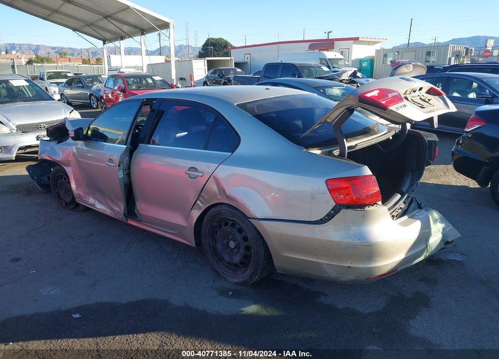 2013 VOLKSWAGEN JETTA SE VIN: 3VWDP7AJ9DM219293